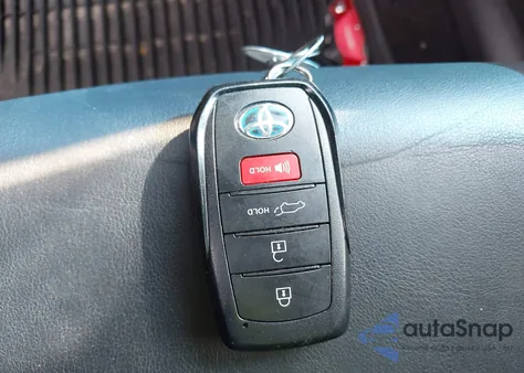 2022 Toyota Venza Xle z USA, uszkodzony, nr VIN JTEAAAAH5NJ100491